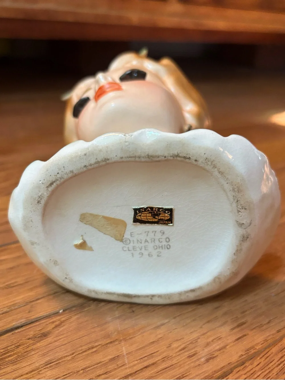 Inarco 1962 Vintage Ceramic Lady Head Vase in Mint and Cream E 779